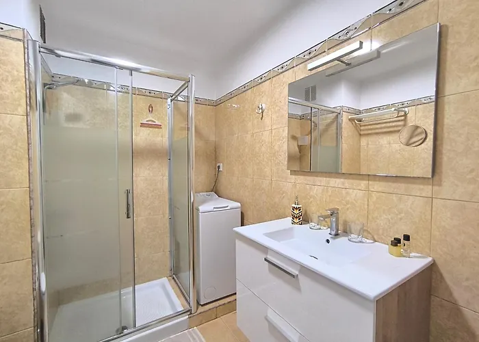 Atlantico - Pool, Ac, Parking, Close To The And Center * Puerto de la Cruz (Tenerife)