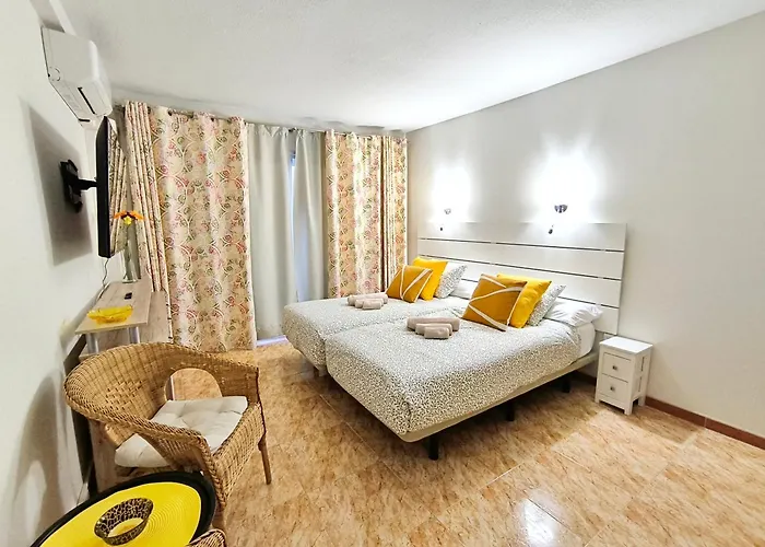 Atlantico - Pool, Ac, Parking, Close To The And Center *